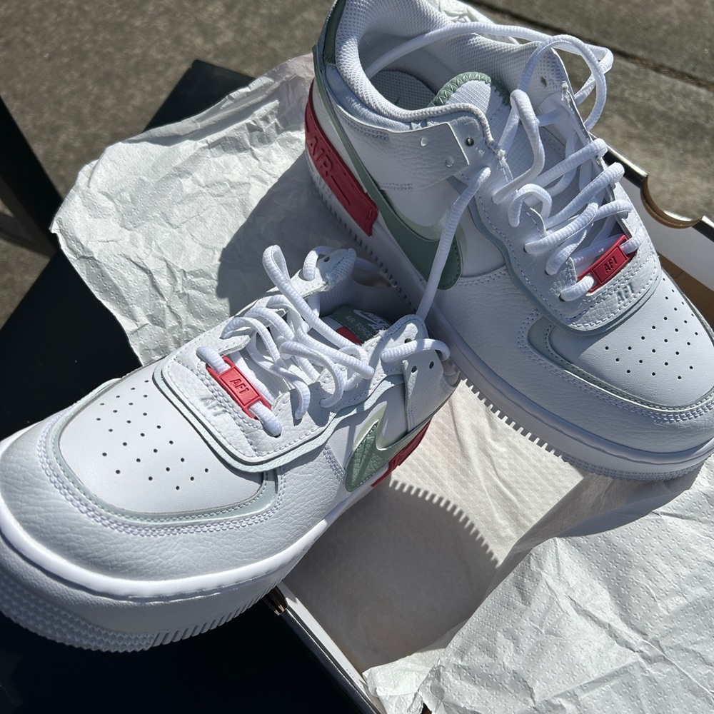 Nike Air Force 1 Shadow White and Green Athletic Shoes